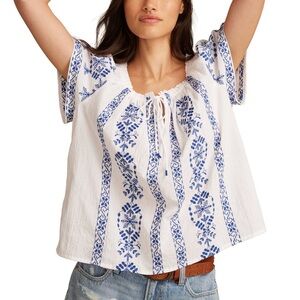 Lucky Brand White and Blue Embroidered Blouse Size M